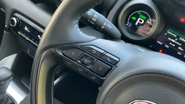 Toyota Yaris 1.5 Hybrid Design 5dr CVT Hybrid Hatchback